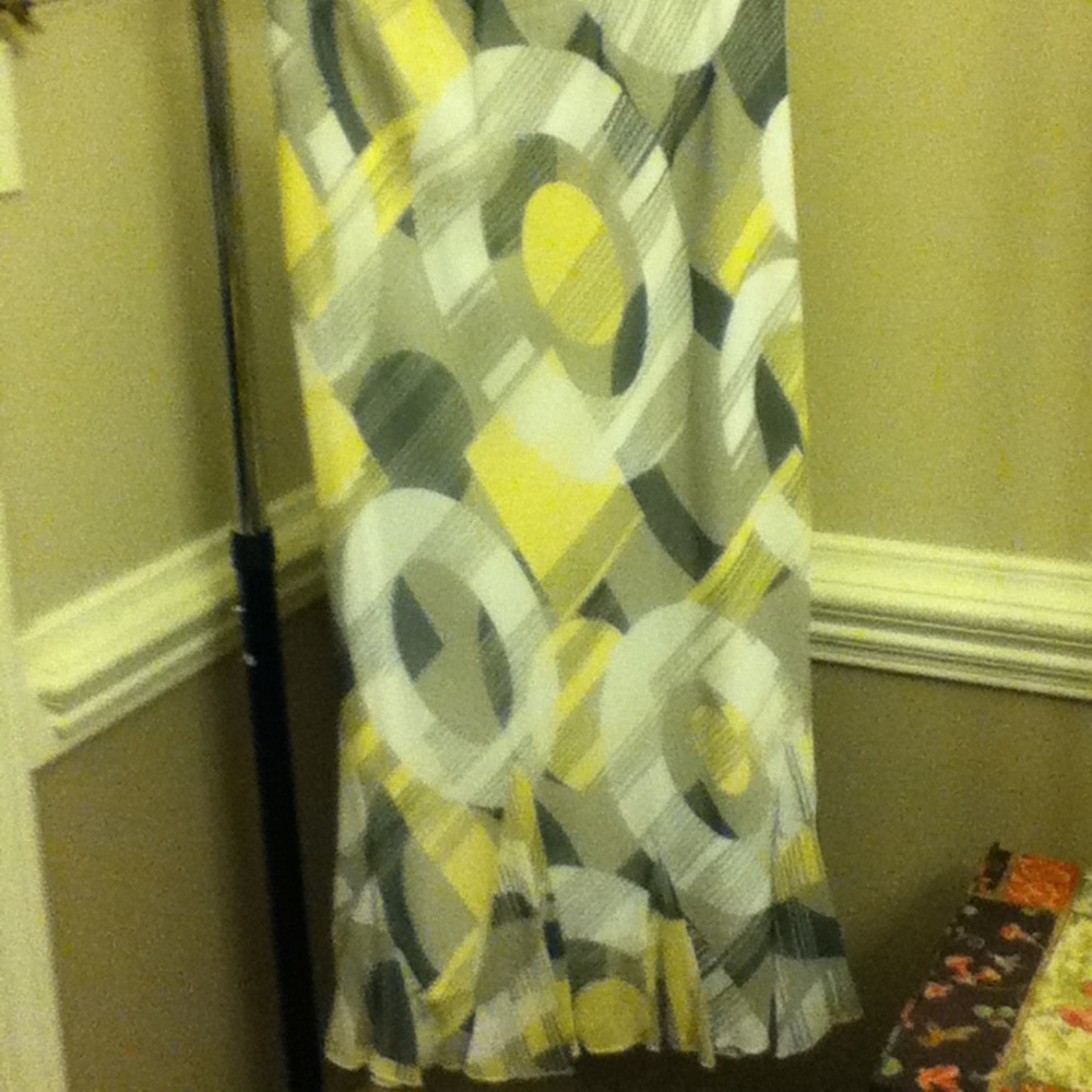 Flowy maxi skirt